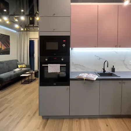 Apartmán Urban Global Premium, 10th Floor No 05, Free Garage, Self Check-in, No Deposit