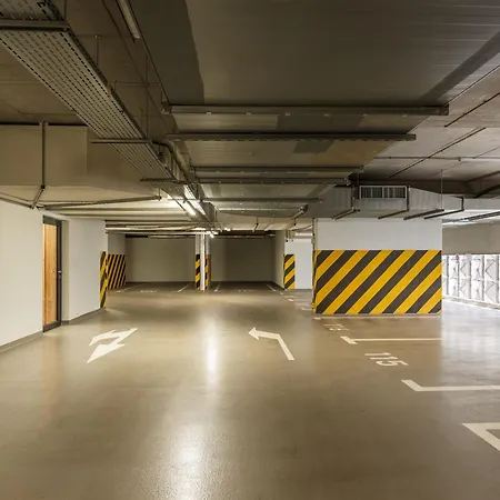 Urban Global - 10th Floor No 05 - Balcony - Free Garage