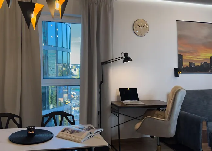 Apartamento Urban Global Premium, 10th Floor No 05, Free Garage, Self Check-in, No Deposit Katowice