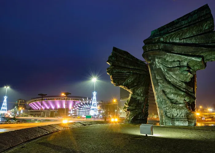 Urban Global Premium, 10th Floor No 05, Free Garage, Self Check-in, No Deposit Апартаменты Катовице